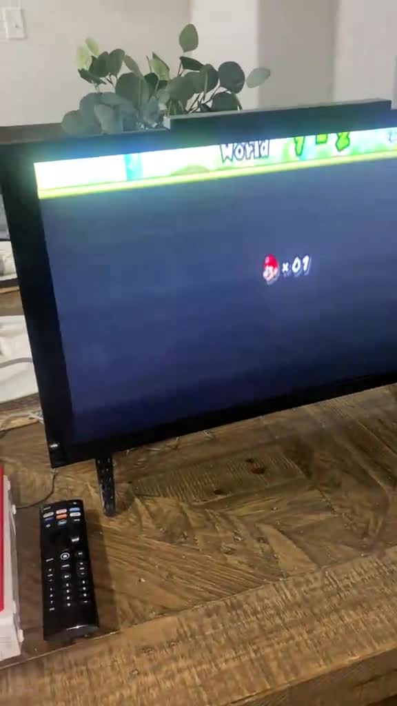 Ian-playing-his-Super-Mario-Bros-in-his-Wii.-Capta.mp4