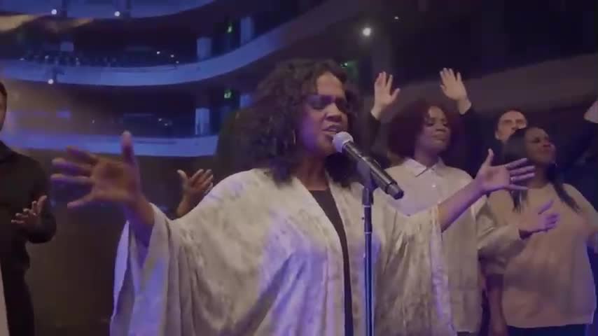 CeCe-Winans---Holy-Forever-Official-Music-Video.mp4