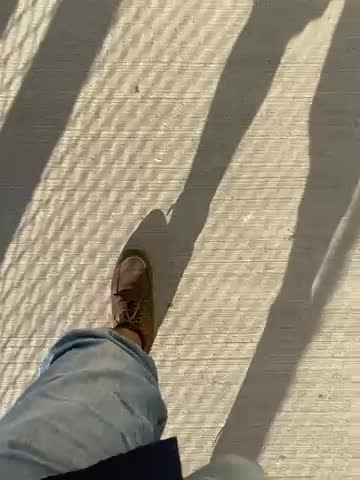 6df21220e5e537cc95523d2365c47331.mov