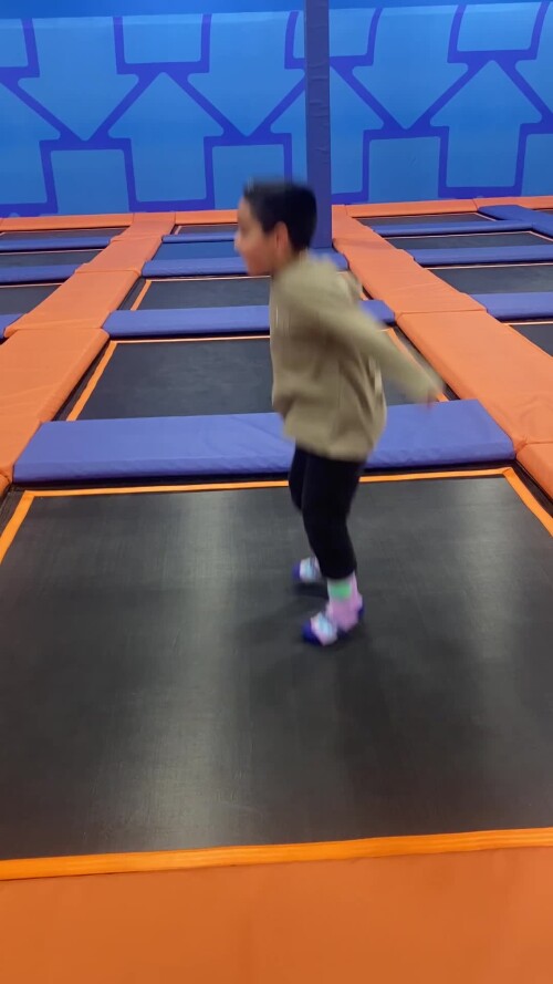 8690877a493d869ba1ae8445ca198b1e.mov