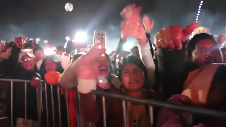 a5d284fd6508d1a69ae06367bf005129.mp4